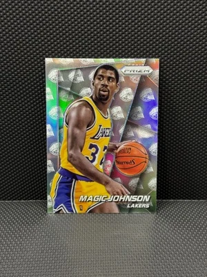 2014-15 Panini Prizm Magic Johnson SP HOF Variación Plata #26 Lakers Foto 1 de 2