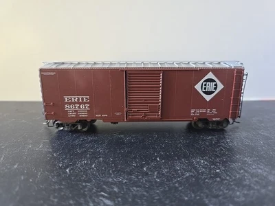 Kadee HO #86767 ERIE 40 PS-1 BOXCAR 4904 - Image 1 of 4