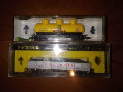 (2) N Scale Train Cars. Model Power Shell Tanker. Bachmann Steel Gondola. CASE' - Image 1 of 4