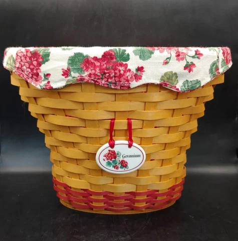 Longaberger 2002 May Series Geranium Basket with Liner, Plastic Insert & Tie On Cover