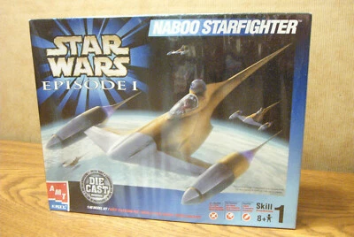AMT ERTL STAR WARS EPISODE I Naboo Starfighter Die-Cast Metal Model Kit #30130 - Image 1 of 2