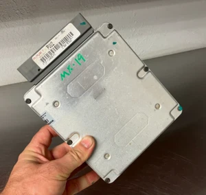 1997 FORD VAN E250 Engine ECU ECM PCM brain box computer module F7UF-12A650-PC - Picture 1 of 8