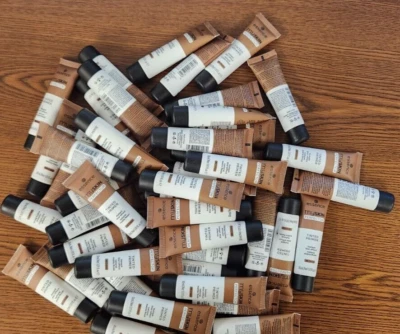 LOT OF 45 ESSENCE MY SKIN PERFECTOR TINTED PRIMER 50 DEEP 1oz (TTL 39oz) - Image 1 of 3