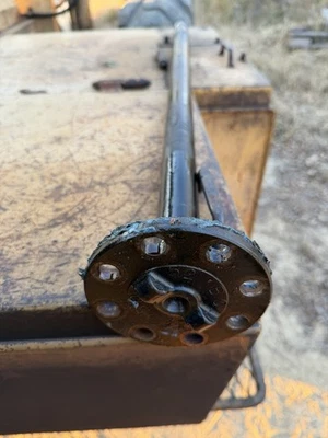 Eje trasero derecho GM para Chevrolet Silverado 3500 HD DRW 2007-2009 Foto 1 de 4