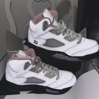 Jordan 5 Retro Medio Suave Rosa 5 Juveniles/5.5 Para Mujer Foto 1 de 4