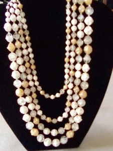Collana multifilo antica vintage BEIGE-BIANCO-PERLINE TRASPARENTI CHIUSURA ADJ - Foto 1 di 5