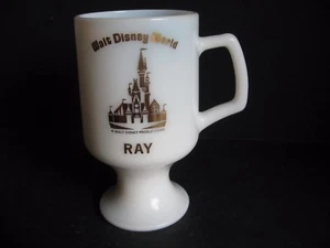 Taza de café Walt Disney World vaso de leche blanca a rayas 10 oz pedestal de 5,5" de colección - Imagen 1 de 8
