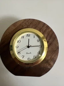 Handgefertigte Holzuhr (passt in die Tasche) - Bild 1 von 4