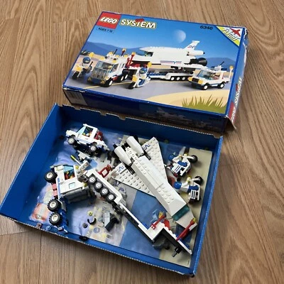 Lego Classic 6346 Shuttle Launching Crew w/Box - Image 1 of 4