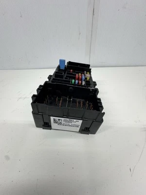 Оригинальная панель коробки предохранителей для приборной панели Cadillac Escalade TAHOE YUKON 23200661 15 16 шт. - Изображение 1 из 2