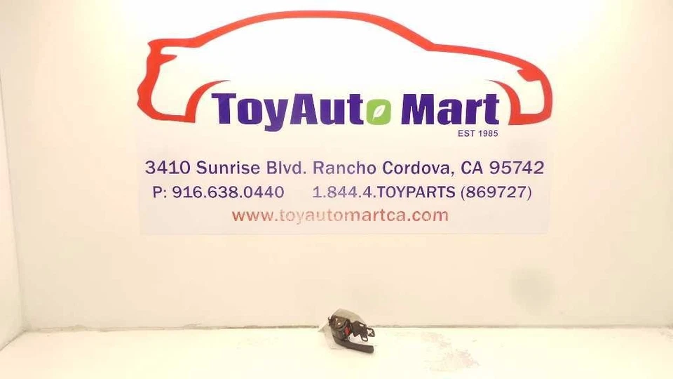 Toyota Camry Le 1993 lado del conductor manija de puerta interior trasera  Foto 1 de 4