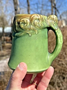 ROOKWOOD POTTERY ARTS & CRAFTS SHAPE #993 GREEN FROTHY GLAZED MUG STEIN c1905 - Picture 1 of 16