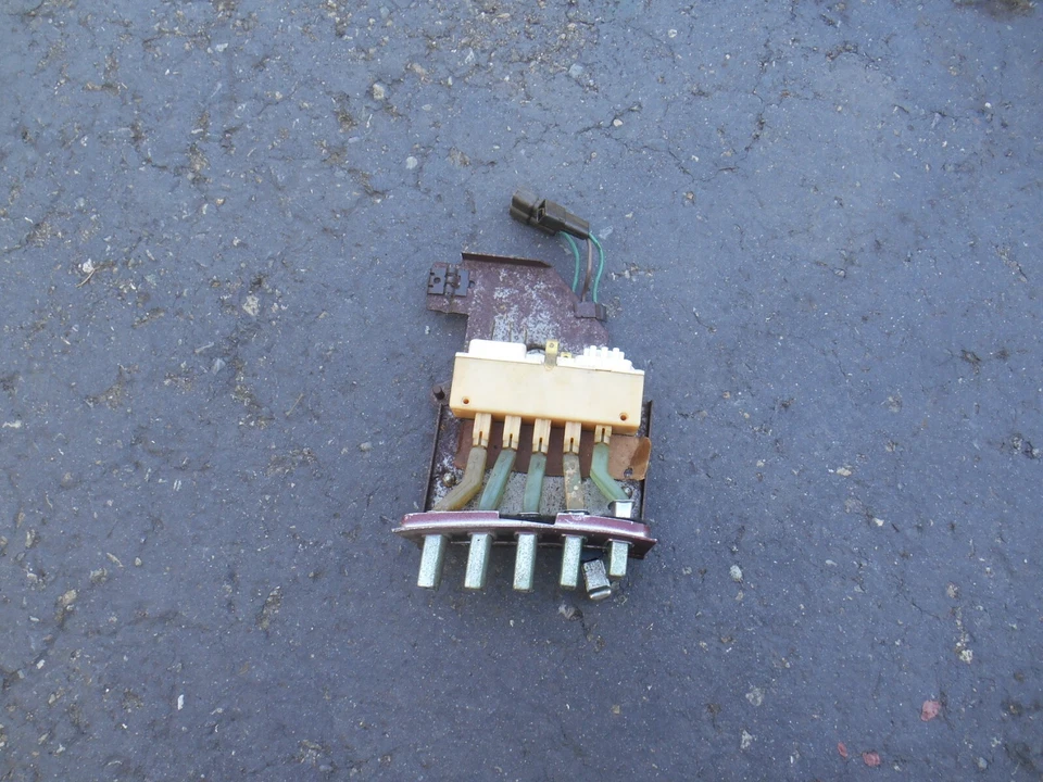 Moldura e interruptor MOPAR 1963 Chrysler 300J AC New Yorker 300K 413 ram curta - Imagem 1 de 4