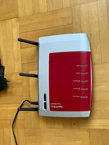AVM FRITZ!Box Fon WLAN 7270 v3 - 300 Mbps 4-Port DECT und TAE - Bild 1 von 7