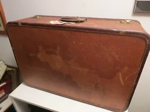 2 Rare and Vintage Tweed Amelia Earhart Luggage/Suit Case Set - Picture 1 of 5