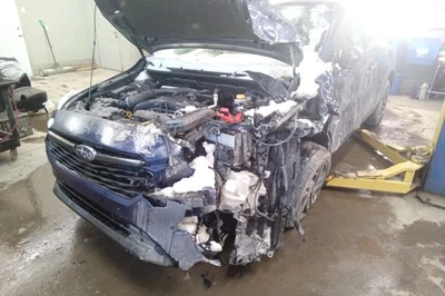 2024 Subaru Impreza Transmission OEM 9K Miles - LKQ412882116 - Image 1 of 3