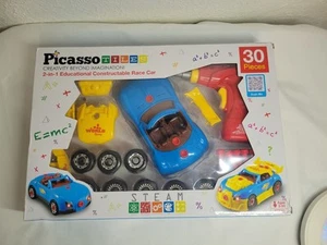 Picasso Tiles 2-in-1 Educational Constructable Race Car Kit 30 Pieces LED Lights - Picture 1 of 10