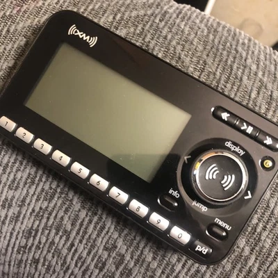 Repuesto receptor radio satélite hogar/coche Audiovox Sirius XM Foto 1 de 4