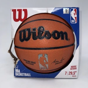 Wilson Basketball NBA Signature SERIE interno/esterno taglia 7 ufficiale 29,5" - Foto 1 di 6