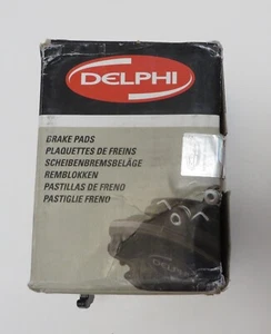 DELPHI Disc Brake Pad Set For BMW Z3 E30 E32 E34 E36 85-03 3421115864 - Picture 1 of 4