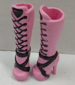 Monster High Muñeca Draculaura 1ª Ola 2ª Edición Botas Altas - Imagen 1 de 14