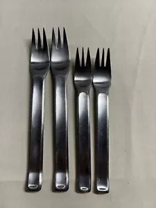 Ikea POEM Stainless Satin Indented Center 4Forks: 2-Dinner 2-Salad - Picture 1 of 5