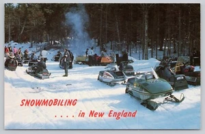 Snowmobiling In New England A Stop Along The Trail Chrome Postcard - Picture 1 of 2