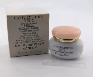 CAPTURE RIDES YEUX di Christian Dior - 0,5 once - CREMA ANTIRUGHE PER OCCHI - MAI APERTA - Foto 1 di 5