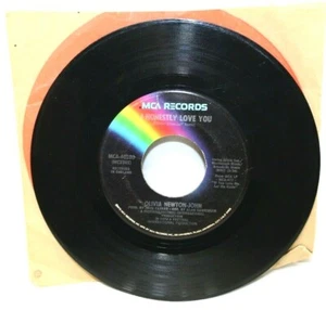 MCA-40280 Records Olivia Newton I Honestly Love You & Home Ain't Home Anymore - Imagen 1 de 4