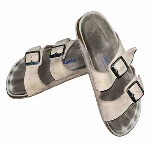 Birkenstock Sandals Women’s Size 39 Arizona Suede Taupe Two Straps Buckles - Picture 1 of 6