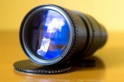 Super fast Angenieux 16-44mm f/0.95 C mount [Cooke, PL, Red, Alexa, Arriflex] - Photo 1/4