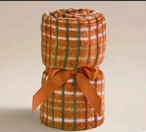 NEW BURNT ORANGE STRIPE SOFT THROW FLEECE BLANKET SOFA BED. - Picture 1 of 4