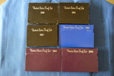Lot of 10 1980 to 1989 US Mint Proof Sets 753A Cover