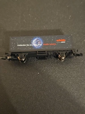 ZC151 - MARKLIN Z - "FROHE WEIHNACHTEN UND EIN GUTES NEUES JAHR 2005" - Image 1 of 4