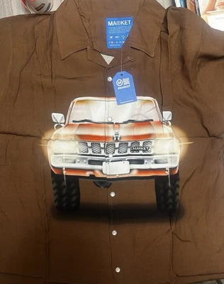 Market Acorn Button Up Men’s Shirt Size M - Image 1 of 3