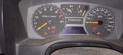 Canyon OE 2006 velocímetro calibre clúster 131 k millas GMC Foto 1 de 4