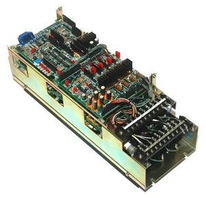 Yaskawa DC-Servo Drive CPCR-MR0822KAW *NUR REPARATURBEWERTUNG* [PZJ] - Bild 1 von 2