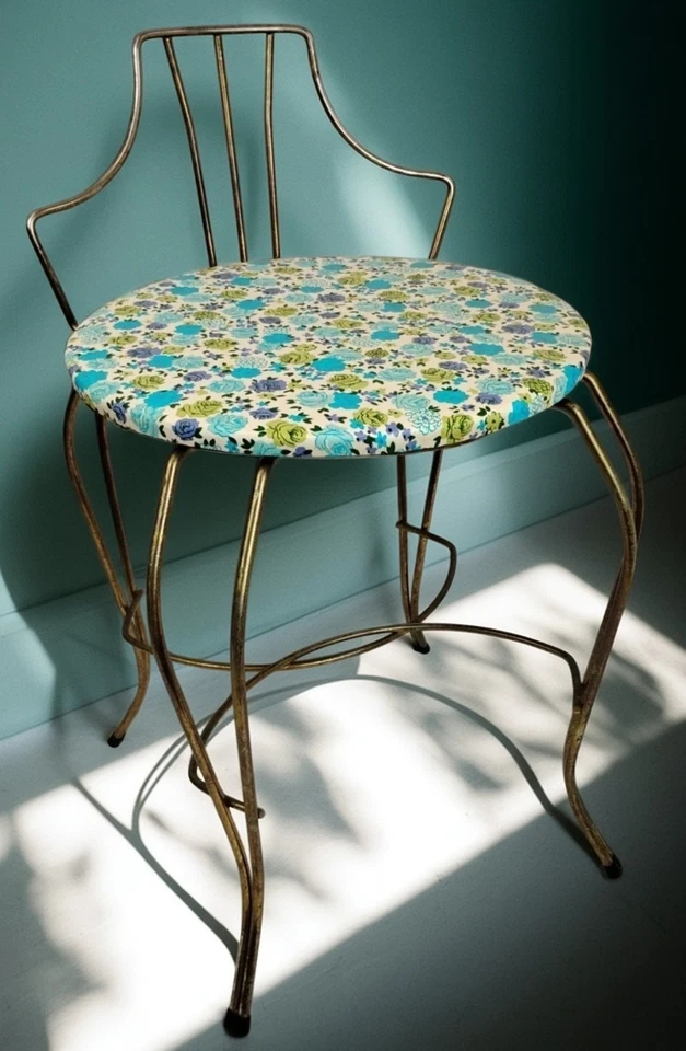 Silla tocador de metal años 60 taburete Joal-Flex 16" asiento en T con flores latón MCM atómico  Foto 1 de 4