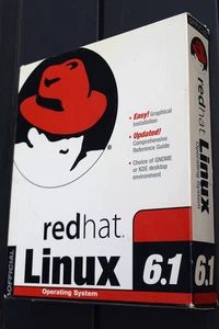Red Hat Official Linux Deluxe 6.1 Operating System Manufacturer - Picture 1 of 5