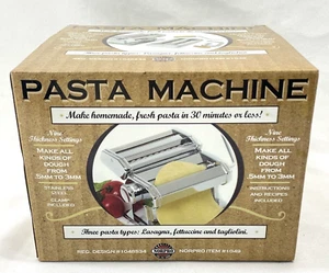 NEW IN BOX PASTA MACHINE NORPRO 1049 THREE PASTA TYPES LASAGNA FETTUCCINE - Picture 1 of 7