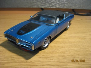 Dodge Charger R/T 1971 auténtico 1/18 negro/azul raro "primera producción" - Imagen 1 de 23