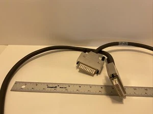 Adaptateur câble réseau Juniper tiré de l'environnement de travail 720-025072 Lorom - Photo 1/7