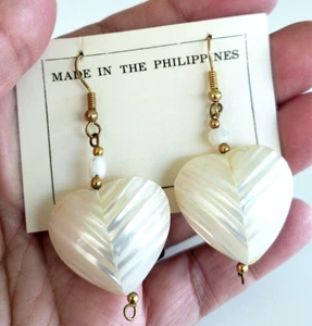 Vintage Philippines Puffy Shell Dangle Heart Pierced Earrings 2-7/16" Orig Card - Picture 1 of 7