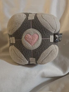Rare Gray Companion Cube "Portal Critters" 6 1/2" plush F Toy Fast Shipping - Picture 1 of 7