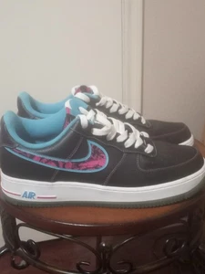 Größe 9,5 Nike Air Force 1 Low Schwarz Miami Nights Herren Sneaker Schuhe DD9183-001 - Bild 1 von 12