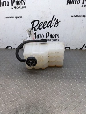 Coolant Reservoir Classic Style Fits 99-07 SIERRA 2500 PICKUP 1179908 - Image 1 of 4