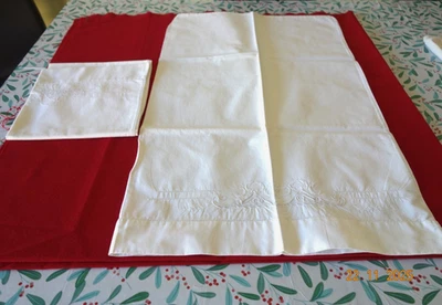 DEUX TAIES DE TRAVERSINS ANCIENS  COTON PETITE TAILLE BRODEES 78CM X 46 - Photo 1/4