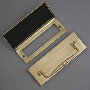 Boîte aux lettres traditionnelle, clapet et rangement - Photo 1 sur 5