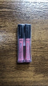 L'Oreal Paris Infallible Pro Gloss Plump Lip Gloss with Hyaluronic Acid, Blossom - Picture 1 of 6