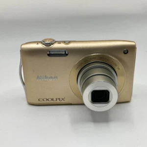 Nikon Coolpix S3300 fotocamera digitale riduzione occhi rossi supporto PictBridge blocco AF - Foto 1 di 12